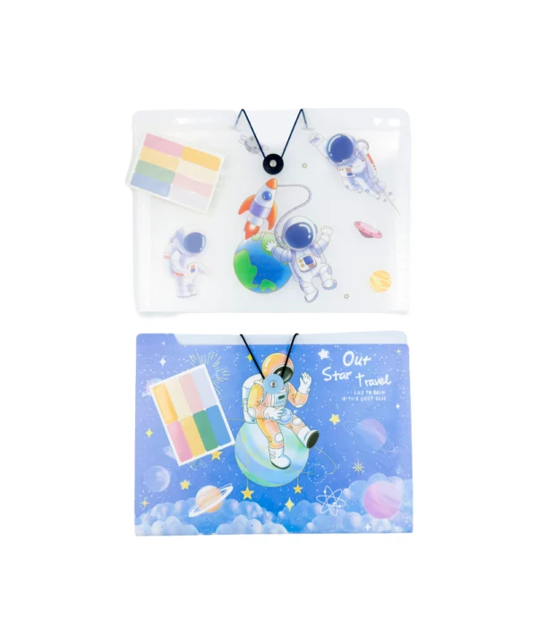 BG3165_1 Sobre plástico astronautas carta 7 bolsillos